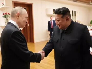 El presidente de Rusia, Vladimir Putin y el dirigente de Corea del Norte, Kim Jong Un