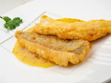 Receta de gallo con salsa de naranja y mostaza, de Arguiñano: "El pescado, solo rebozar y freír" Receta de gallo con salsa de naranja y mostaza, de Arguiñano: "El pescado, solo rebozar y freír"