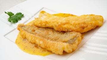 Receta de gallo con salsa de naranja y mostaza, de Arguiñano: "El pescado, solo rebozar y freír"