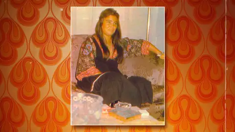 Los entresijos del romance de Sandra Mozarowsky con el rey: "Se puso en marcha un operativo para que abortara" Los entresijos del romance de Sandra Mozarowsky con el rey: "Se puso en marcha un operativo para que abortara"