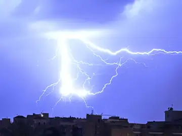 Las tormentas secas pueden ser un peligro para las zonas de alto riesgo de incendios Las tormentas secas pueden ser un peligro para las zonas de alto riesgo de incendios