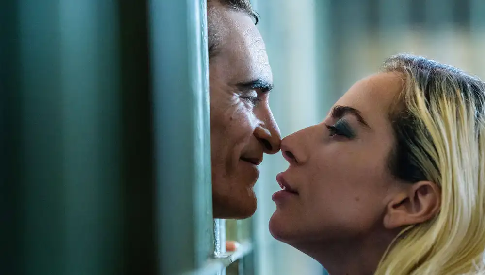 Lady Gaga como Harley Quinn y Joaquin Phoenix como el Joker Lady Gaga como Harley Quinn y Joaquin Phoenix como el Joker