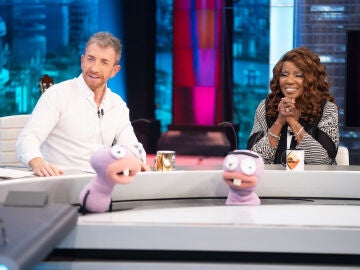&iexcl;Audiciones a ciegas! Gloria Gaynor debe adivinar qui&eacute;n de los invitados son cantantes