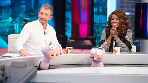 ¡Audiciones a ciegas! Gloria Gaynor debe adivinar quién de los invitados son cantantes ¡Audiciones a ciegas! Gloria Gaynor debe adivinar quién de los invitados son cantantes