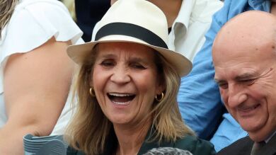 La infanta Elena, relajada y despreocupada tras la filtración de los audios de su padre, el rey Juan Carlos, y Bárbara Rey