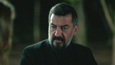 Esta noche en Hermanos: Akif acude a la llamada desesperada de Şevval: “¿Alguien más sabe que está muerto?”