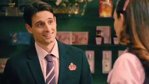 ¡Fina defiende a Jacinto! El nuevo comercial se lo agradece a su compañera y ambos entierran el hacha de guerra ¡Fina defiende a Jacinto! El nuevo comercial se lo agradece a su compañera y ambos entierran el hacha de guerra