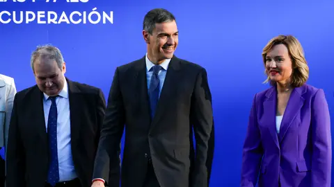 Pedro Sánchez y Pilar Alegría Pedro Sánchez y Pilar Alegría