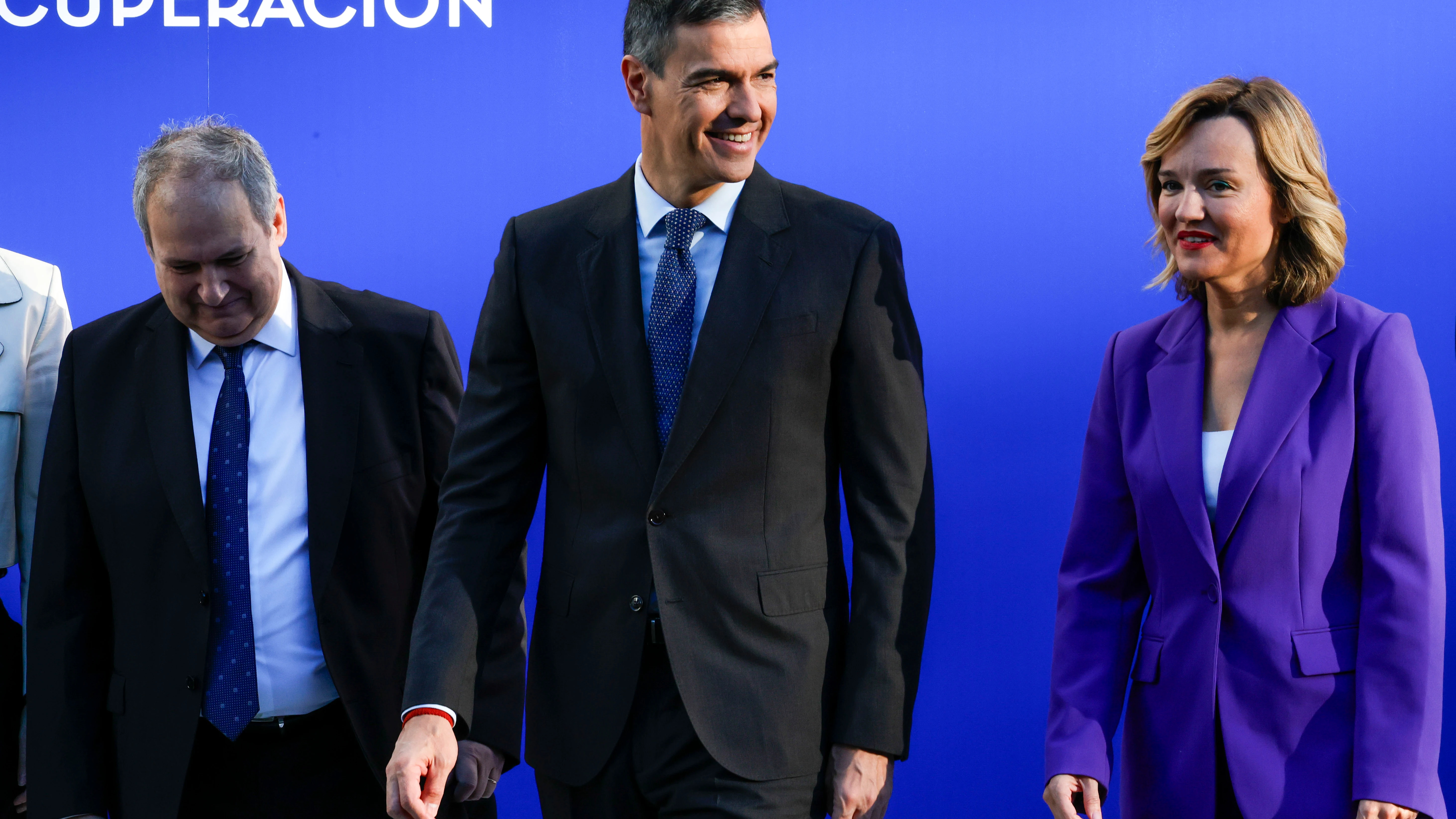 Pedro Sánchez y Pilar Alegría Pedro Sánchez y Pilar Alegría
