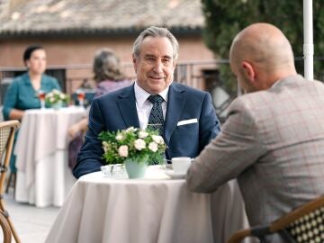 Juanjo Puigcorb&eacute; interpreta a Don Pedro, el padre de Mateo que amenaza con revolucionarlo todo en Sue&ntilde;os de libertad 
