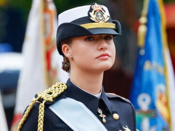 La princesa Leonor bajo la lluvia en el Día de la Fiesta Nacional