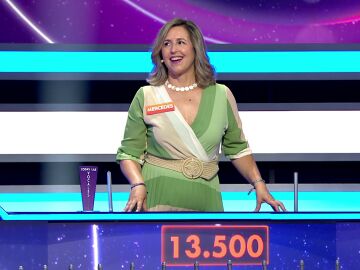 Mercedes, concursante de La ruleta de la suerte noche