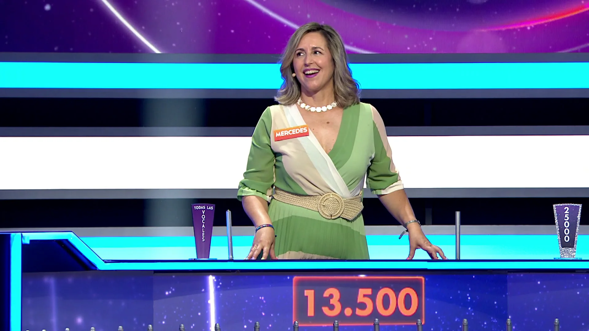Mercedes, concursante de La ruleta de la suerte noche