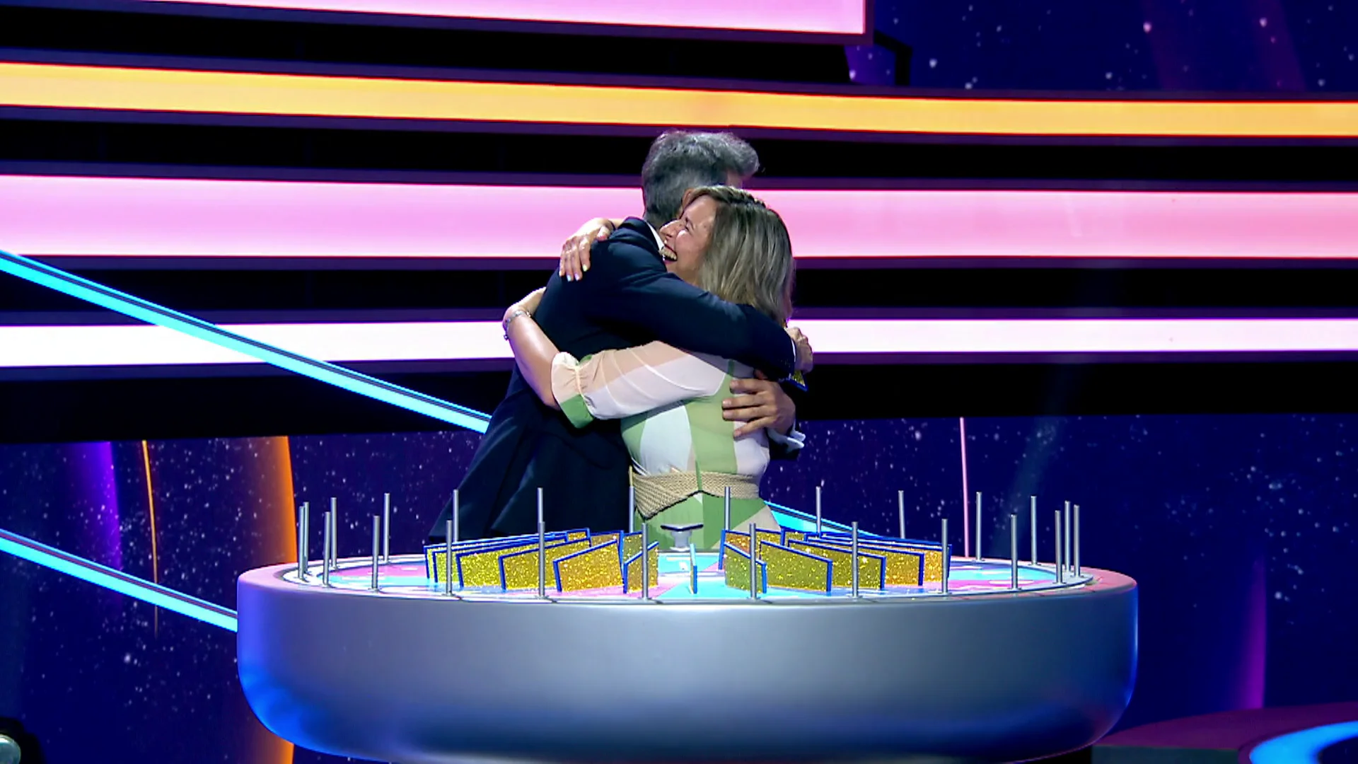 Mercedes y Jorge Fernández en La ruleta de la suerte noche Mercedes y Jorge Fernández en La ruleta de la suerte noche