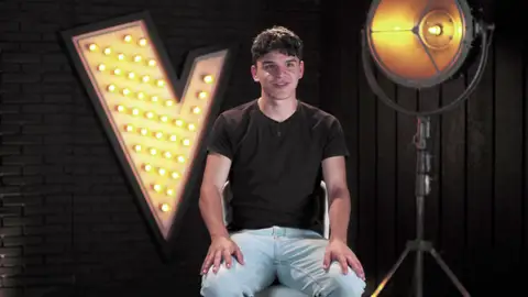 Manuel Ayra, talent de La Voz 2024 Manuel Ayra, talent de La Voz 2024