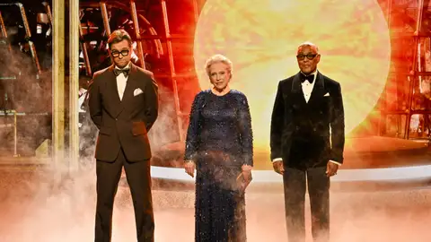 Antony Starr, Kathy Bates y Giancarlo Esposito en los Emmy 2024 Antony Starr, Kathy Bates y Giancarlo Esposito en los Emmy 2024