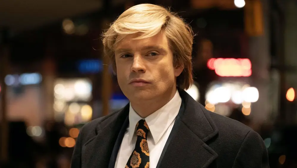 Sebastian Stan como Donald Trump en The Apprentice Sebastian Stan como Donald Trump en The Apprentice