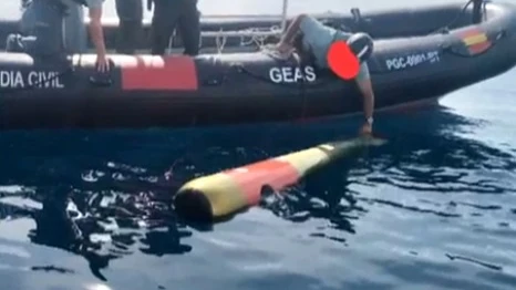 El torpedo encontrado por dos pescadores en Tabarca, Alicante El torpedo encontrado por dos pescadores en Tabarca, Alicante