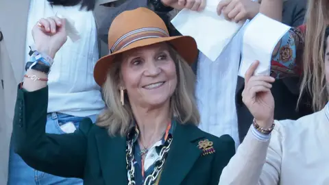 La infanta Elena, en una corrida benéfica La infanta Elena, en una corrida benéfica