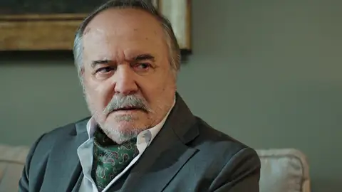 Un reencuentro cargado de emoción: Hattuc y Halis vuelven a verse años después de su historia de amor Un reencuentro cargado de emoción: Hattuc y Halis vuelven a verse años después de su historia de amor