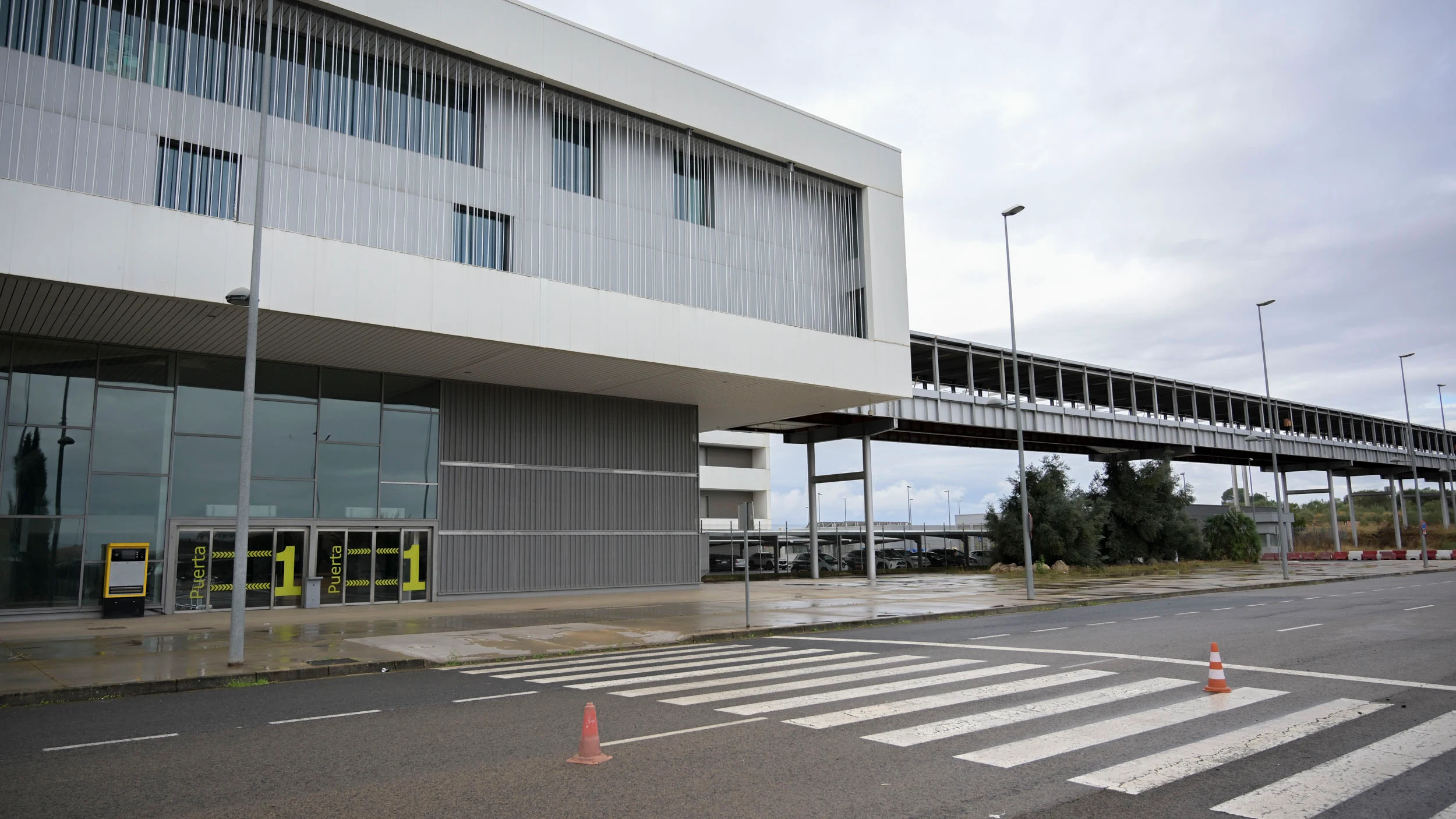 Instalaciones del aeropuerto de Ciudad Real Instalaciones del aeropuerto de Ciudad Real