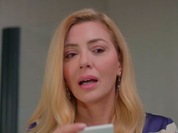 Nebahat, en shock tras descubrir que est&aacute; esperando un hijo de Akif