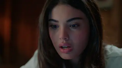 Un regalo de bodas envenenado: Süsen descubre el secreto que podría destruir su relación con Ömer Un regalo de bodas envenenado: Süsen descubre el secreto que podría destruir su relación con Ömer