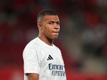 Kylian Mbappé durante un partido del Real Madrid