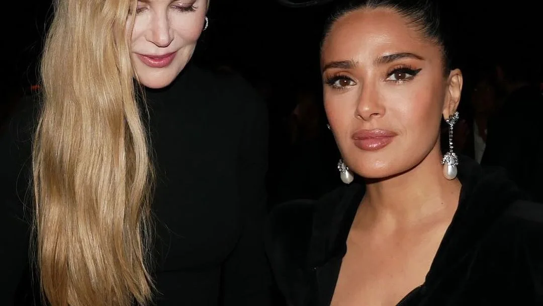 Nicole Kidman y Salma Hayek en un desfile de Balenciaga en París Nicole Kidman y Salma Hayek en un desfile de Balenciaga en París