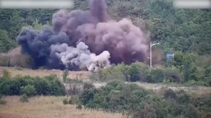 Tensión entre las dos Coreas, la del Norte destruye carreteras y Seúl responde Tensión entre las dos Coreas, la del Norte destruye carreteras y Seúl responde