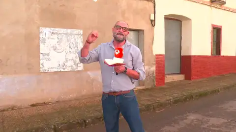 Raúl García visita Puerto Hurraco. Raúl García visita Puerto Hurraco.