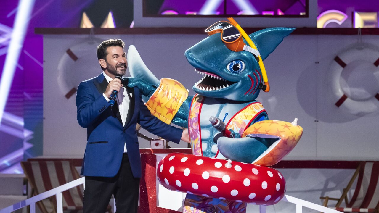 Esta máscara de Mask Singer deja claro que “le llueven las ofertas”