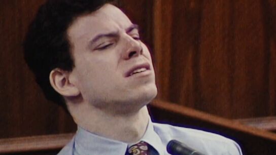 Erik Men&eacute;ndez durante el juicio por el asesinatos de sus padres