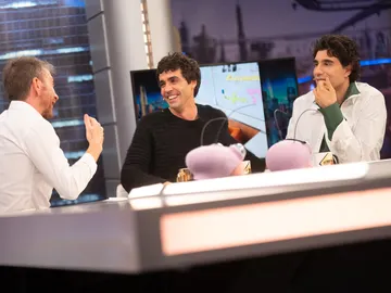 Javier Ambrossi y Javier Calvo desvelan el secreto de sus míticas fiestas: "Estamos contando todo..." Javier Ambrossi y Javier Calvo desvelan el secreto de sus míticas fiestas: "Estamos contando todo..."