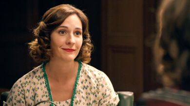 ¡Nueva secretaria! Marta le da la bienvenida a Perfumerías de la Reina a Miriam: 