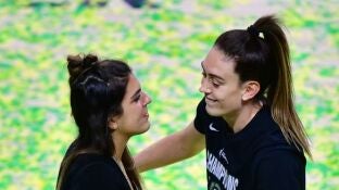 Marta Xargay y Breanna Stewart en una imagen de archivo