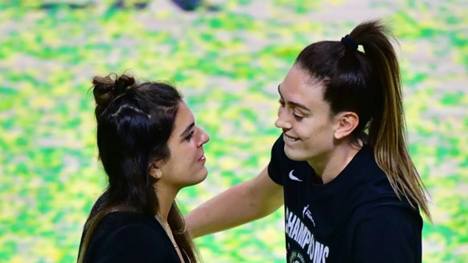 Marta Xargay y Breanna Stewart en una imagen de archivo Marta Xargay y Breanna Stewart en una imagen de archivo