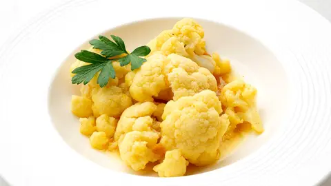 Coliflor en ajopollo, de Karlos Arguiñano: "Una receta barata y muy socorrida" Coliflor en ajopollo, de Karlos Arguiñano: "Una receta barata y muy socorrida"