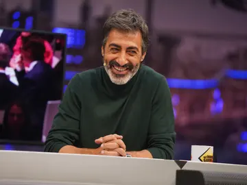 La anécdota de Juan del Val que ha hecho estallar de risa a Pablo Motos: “A la gente que conocía no la saludaba” La anécdota de Juan del Val que ha hecho estallar de risa a Pablo Motos: “A la gente que conocía no la saludaba”