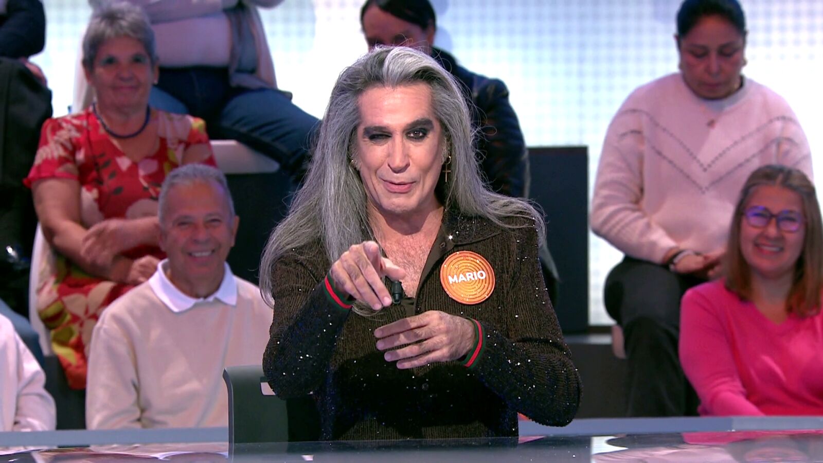 El corte de Roberto Leal para frenar a Mario Vaquerizo: “Está llamando Vicente Vallés”