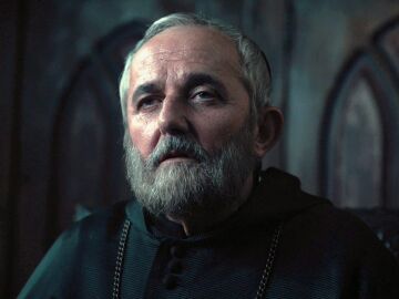 El padre Lasarte acepta la oferta de Munio: &ldquo;Ya es hora de que ardan en ese infierno que tanto veneran&rdquo;