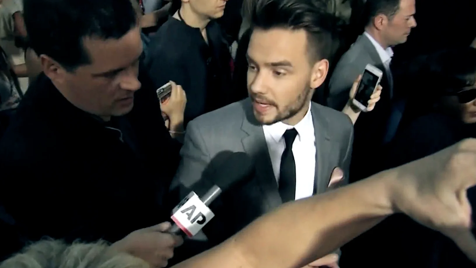 Muere Liam Payne. Muere Liam Payne.