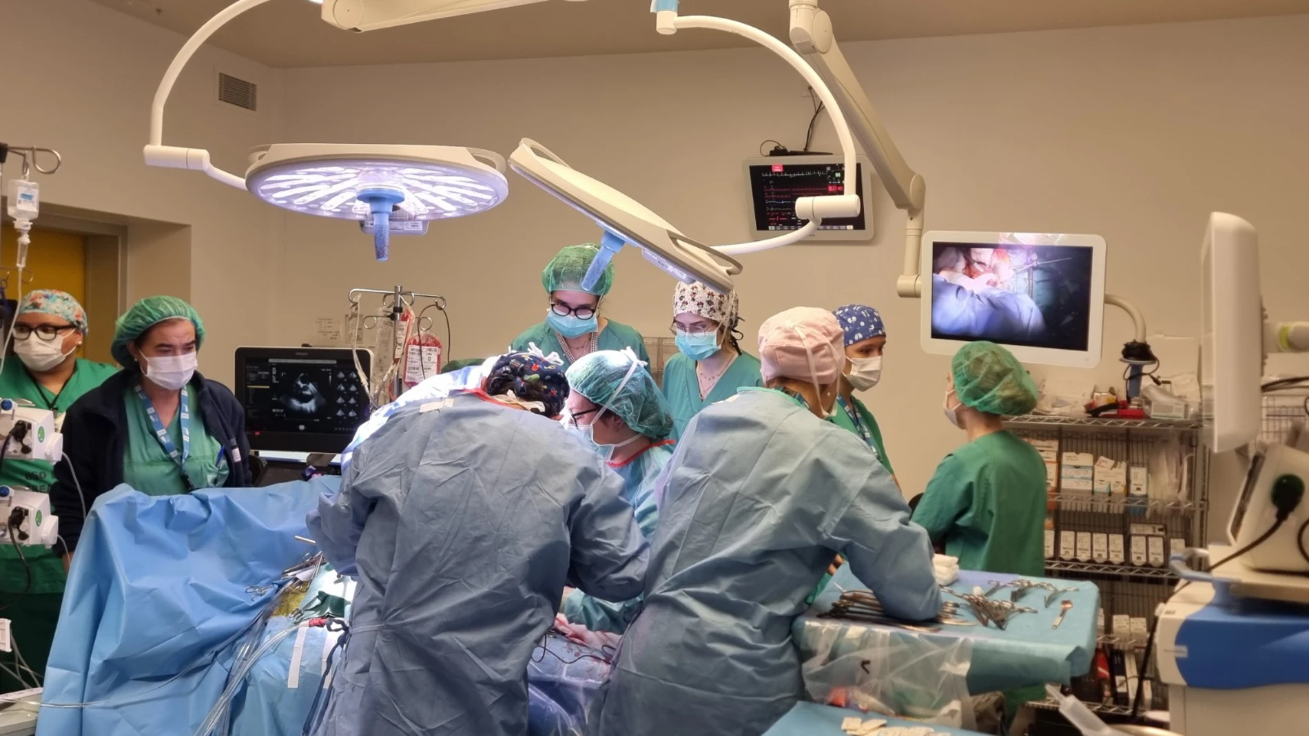 Operación en el Hospital Universitario de A Coruña Operación en el Hospital Universitario de A Coruña