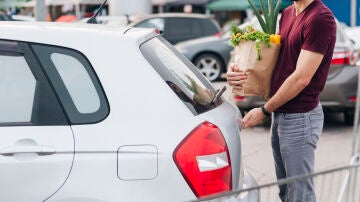 El 'hurto de la siembra' sigue en auge: ojo si dejas el coche en el parking del supermercado 