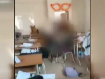 Apuñalada en clase por su exnocio Apuñalada en clase por su exnocio