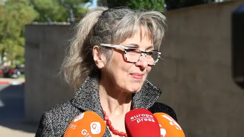 Roxana Berco en el último adiós a Mayra Gómez Kemp Roxana Berco en el último adiós a Mayra Gómez Kemp