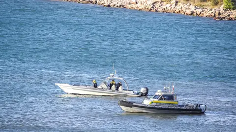 Imagen de archivo de migrantes enviados a Albania desde Italia Imagen de archivo de migrantes enviados a Albania desde Italia