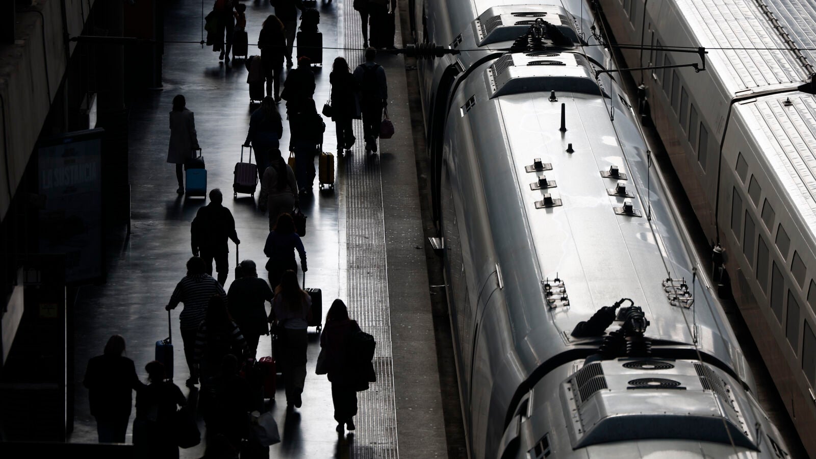 Última hora de los retrasos de Renfe: suspendidos 19 trenes entre Madrid, Comunidad Valenciana y Murcia