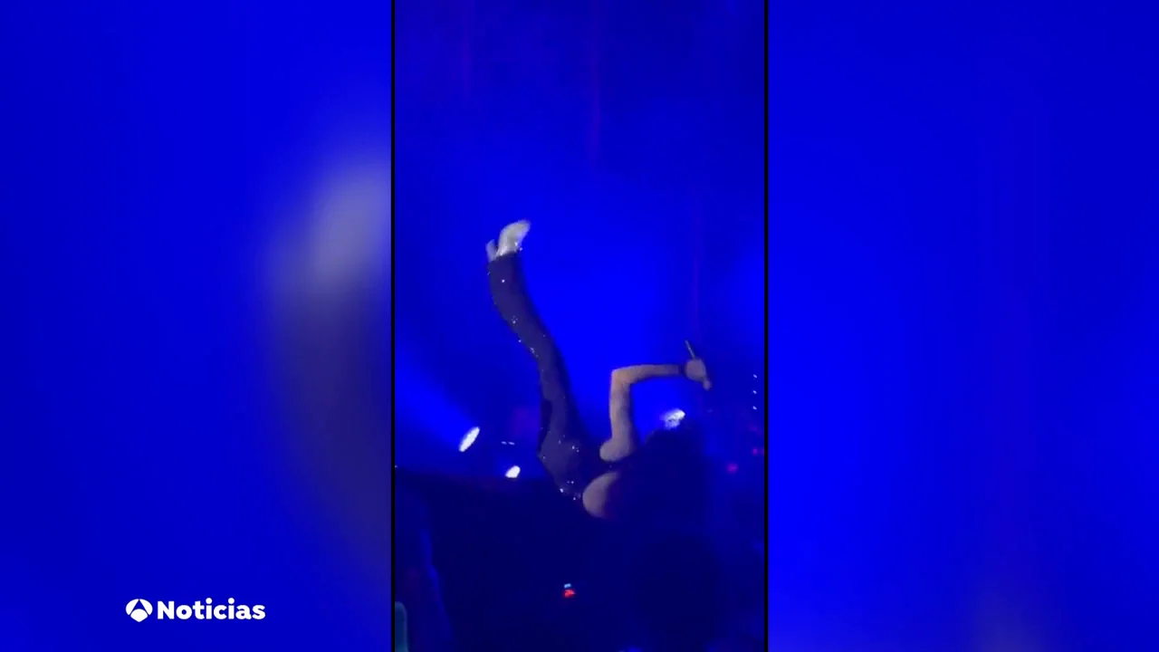 V&Iacute;DEO: La ca&iacute;da del escenario de Mario Vaquerizo por la que est&aacute; ingresado en el Hospital de C&aacute;ceres