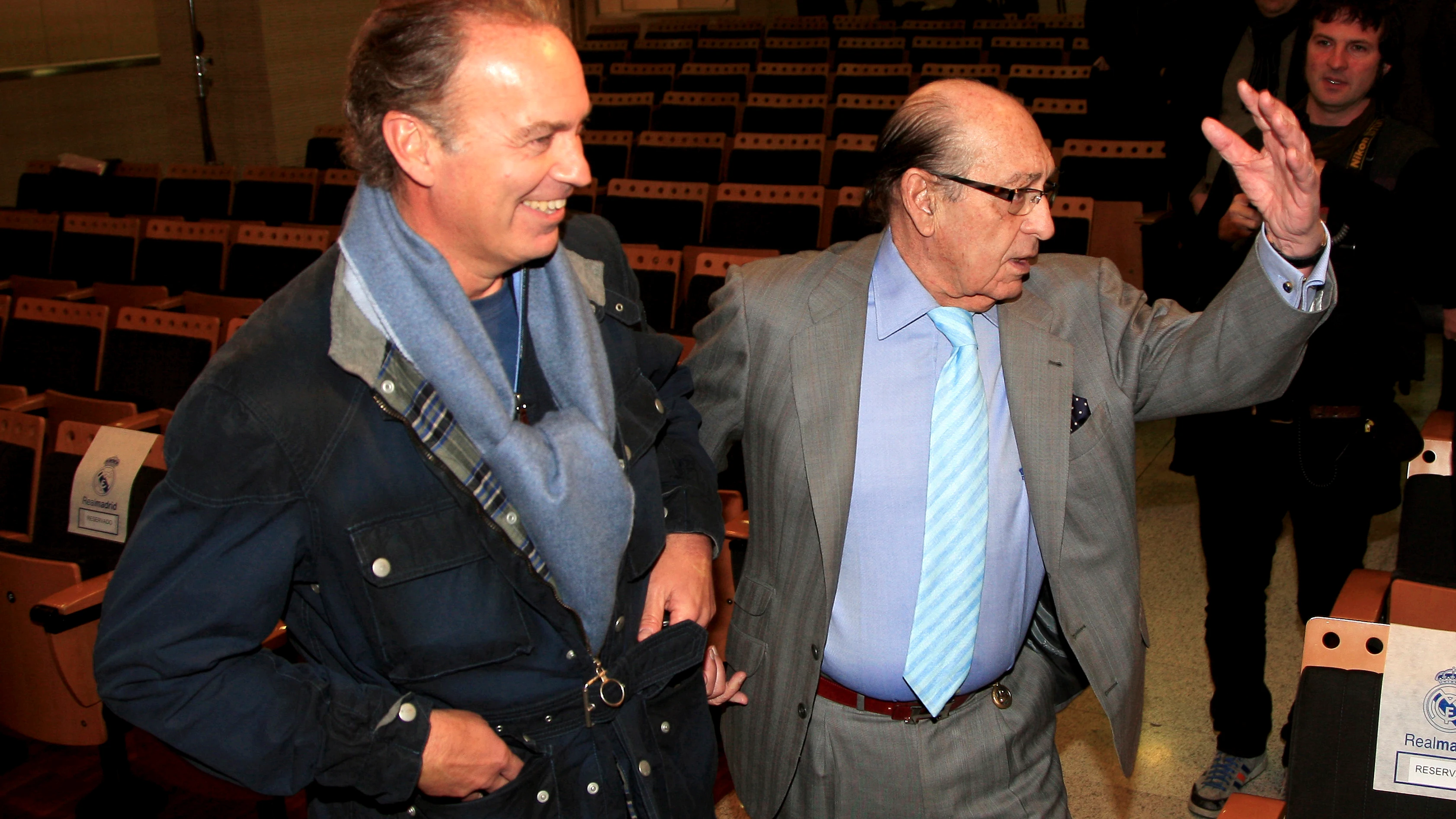 Bertín Osborne y su padre, Enrique Ortiz, en 2009 Bertín Osborne y su padre, Enrique Ortiz, en 2009
